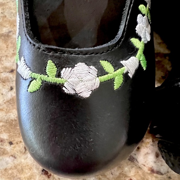 VINTAGE HANNA ANDERSSON MARY JANE CLOGS black Leather!! Fit like toddler 6.5!!! - Picture 10 of 16